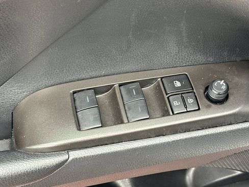 Used 2023 Toyota Camry SE w/ Convenience Package FWD image 15