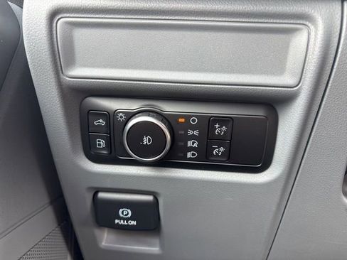 Used 2025 Ford F150 XLT w/ Equipment Group 301A Standard AWD/4WD image 7
