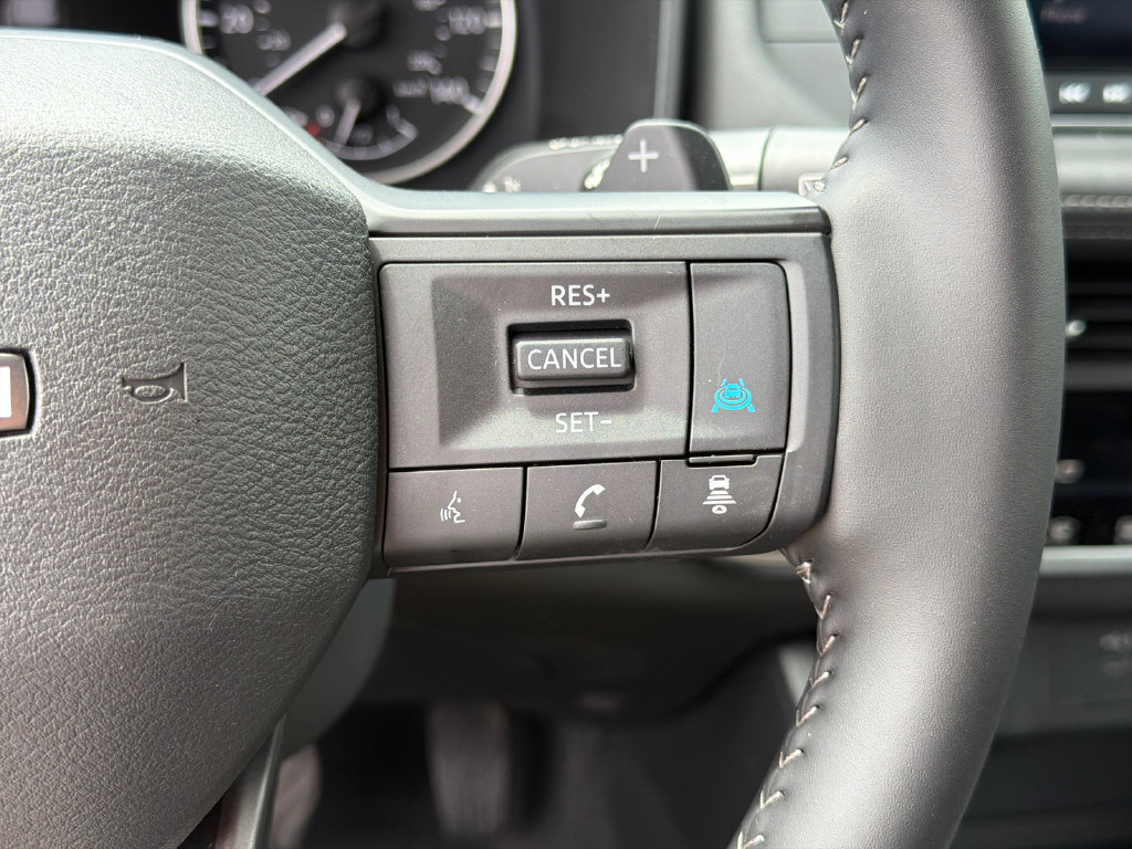 Used 2026 Nissan Rogue SV FWD image 25