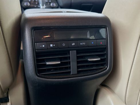 Used 2019 MAZDA CX-9 Touring FWD image 26