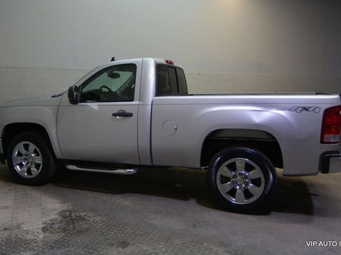 Used 2010 GMC Sierra 1500 SLE w/ SLE Preferred Package AWD/4WD image 21