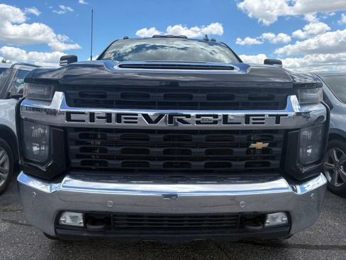 Used 2020 Chevrolet Silverado 2500 LT w/ True North Edition AWD/4WD image 3