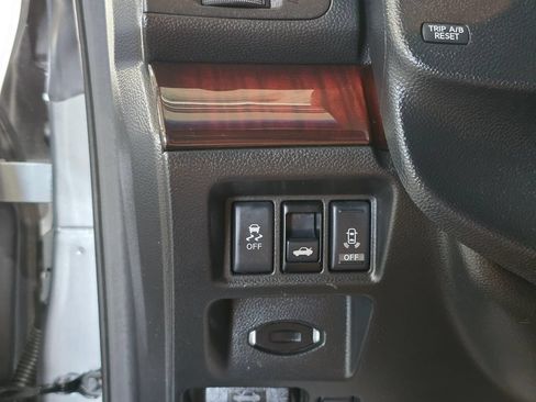 Used 2011 INFINITI G37 x Coupe w/ Premium Pkg AWD/4WD image 19