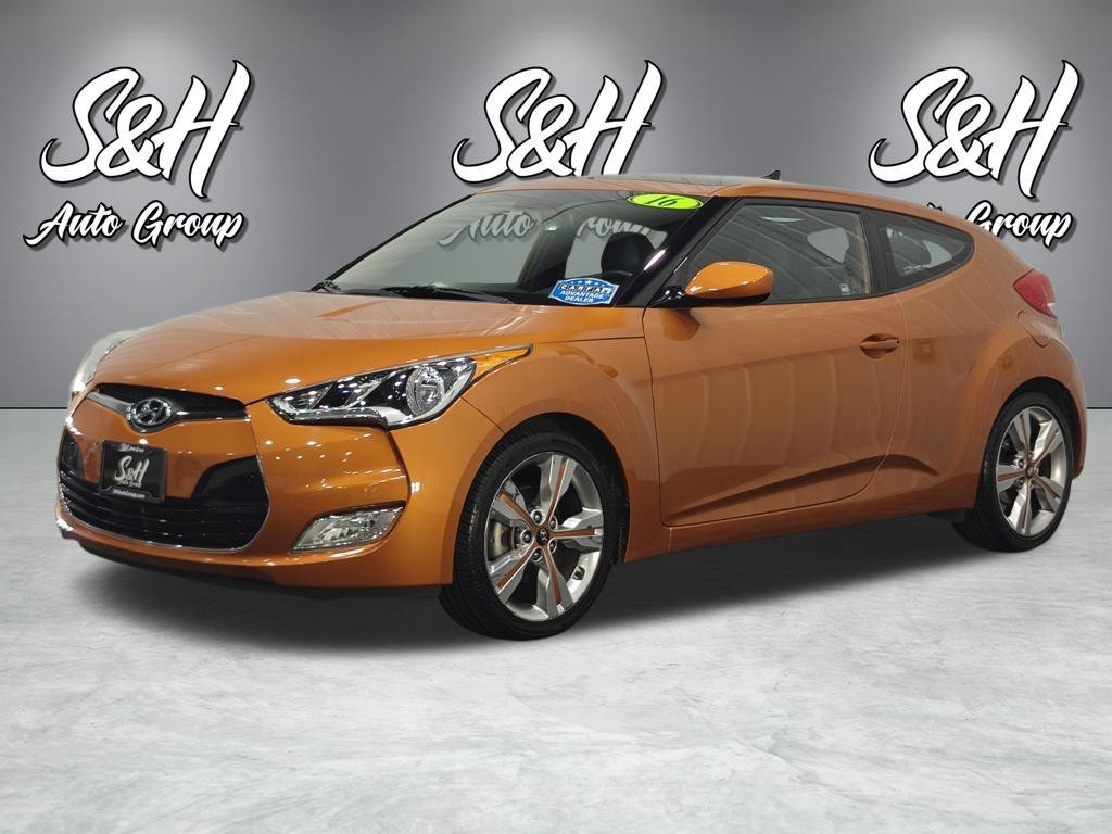Used 2016 Hyundai Veloster w/ Option Group 02 FWD image 14