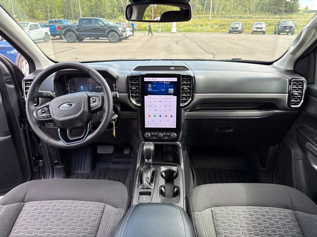 Used 2024 Ford Ranger XLT w/ Technology Package AWD/4WD image 15