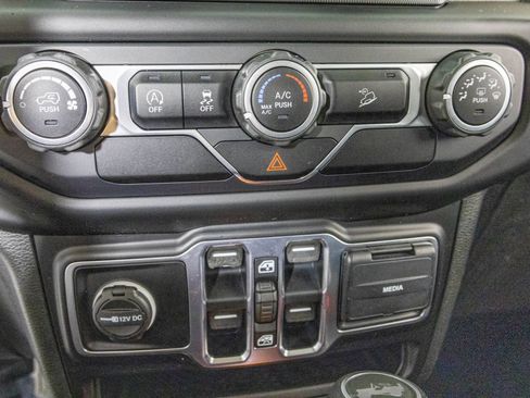 Used 2020 Jeep Wrangler Unlimited Sport S AWD/4WD image 26
