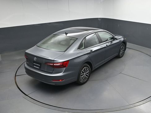 Used 2020 Volkswagen Jetta SE FWD image 35