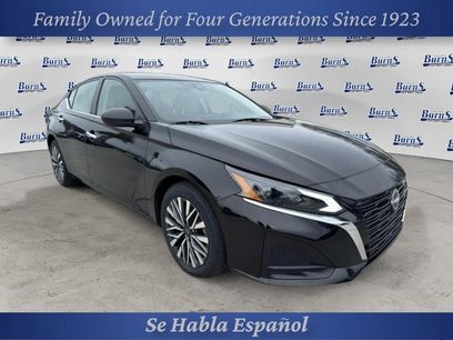 Used 2024 Nissan Altima 2.5 SV
