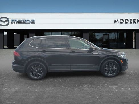 Used 2023 Volkswagen Tiguan SE FWD image 6