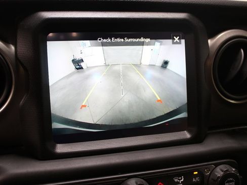 Used 2021 Jeep Wrangler Sport AWD/4WD image 47