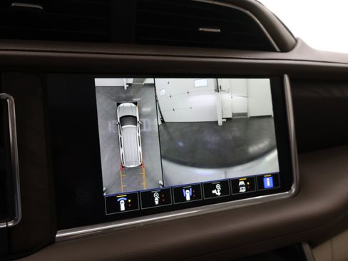 Used 2022 GMC Yukon XL Denali w/ Max Trailering Package AWD/4WD image 18