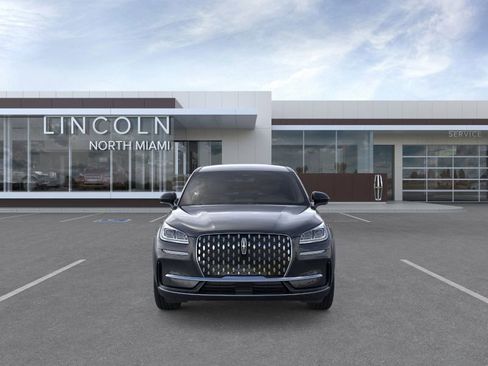 New 2025 Lincoln Corsair Reserve image 6