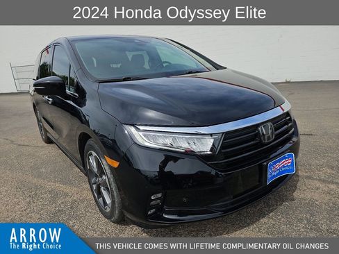 Used 2024 Honda Odyssey Elite image 2