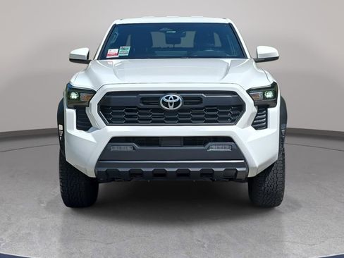 Certified 2024 Toyota Tacoma TRD Off-Road AWD/4WD image 2