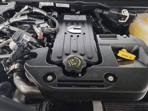 New 2026 RAM 2500 Laramie AWD/4WD image 26