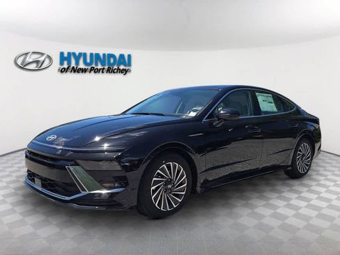 New 2026 Hyundai Sonata SEL FWD image 1