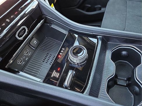 New 2026 Jeep Grand Cherokee Altitude image 25