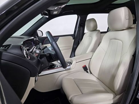 Certified 2026 Mercedes-Benz GLB 250 4MATIC image 16