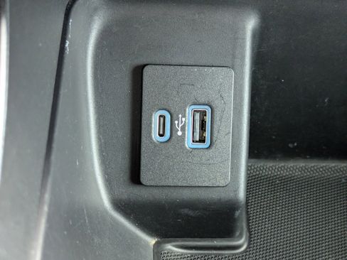 Used 2021 Ford F150 XLT w/ Equipment Group 302A High image 28