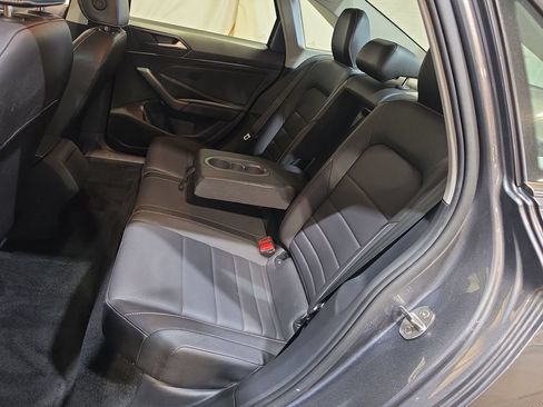 Used 2024 Volkswagen Jetta SE FWD image 24