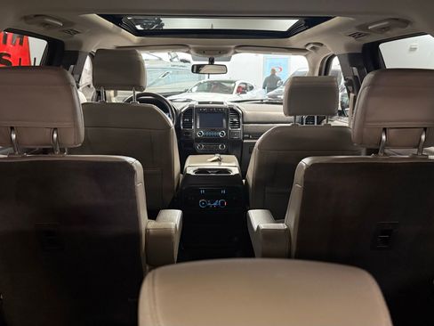 Used 2019 Ford Expedition Limited image 23