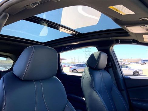 Used 2025 Acura RDX SH-AWD image 13