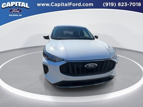 New 2026 Ford Escape Active image 3