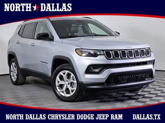 Used 2024 Jeep Compass Latitude video 1