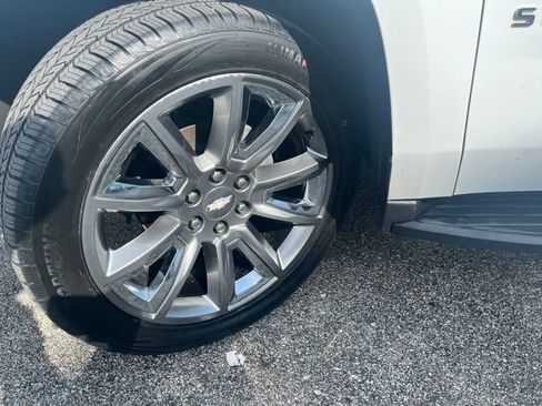 Used 2017 Chevrolet Suburban LT AWD/4WD image 57