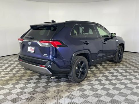 Used 2020 Toyota RAV4 XSE image 17
