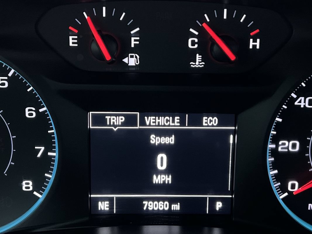 Used 2018 Chevrolet Equinox LS FWD image 18