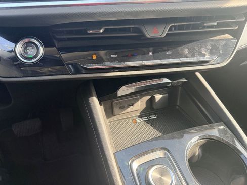 Used 2024 Buick Envision Preferred image 27