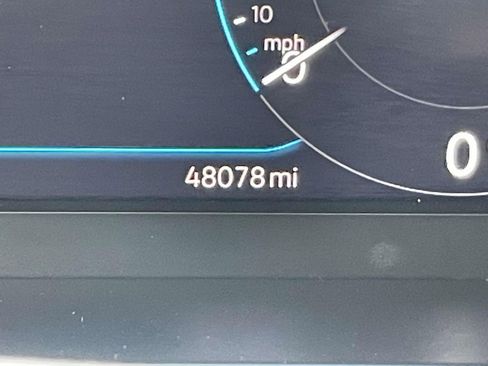 Used 2022 Volkswagen Taos SEL image 26