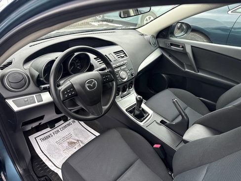 Used 2011 MAZDA MAZDA3 i Touring image 21