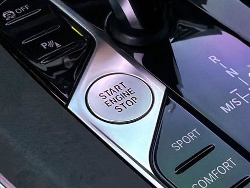 Certified 2023 BMW X5 sDrive40i w/ M Sport Package image 28