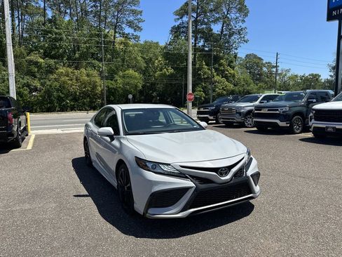 Used 2024 Toyota Camry XSE image 10