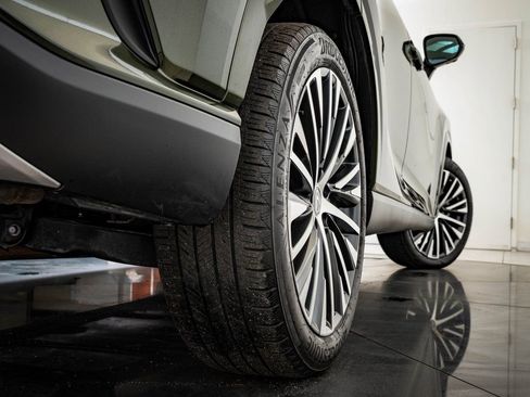 Certified 2025 Lexus RX 350 w/ Convenience Package image 40