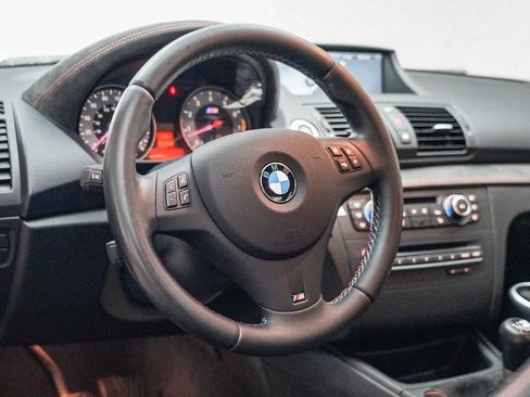 Used 2011 BMW 1 Series M image 18