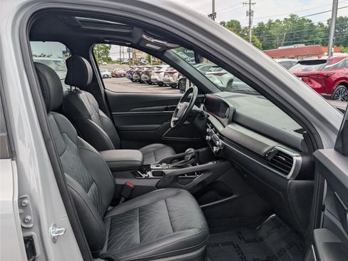 Used 2024 Kia Telluride SX X-Line AWD/4WD image 11
