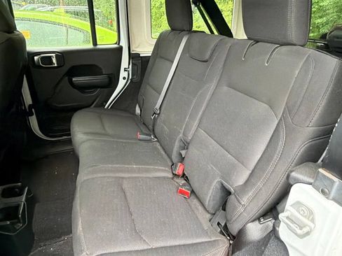 Certified 2019 Jeep Wrangler Unlimited Sport S AWD/4WD image 6