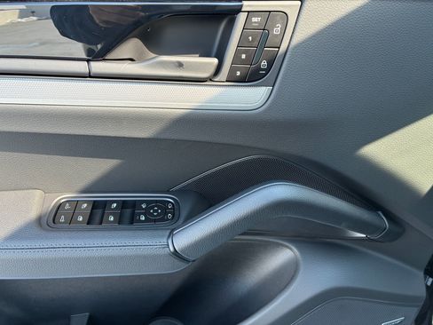 New 2026 Porsche Cayenne AWD image 29