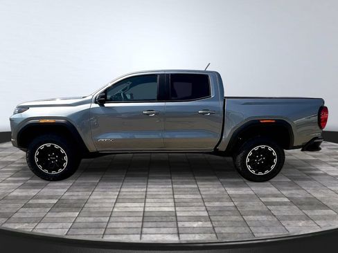 New 2026 GMC Canyon AT4 AWD/4WD image 15