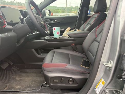 Used 2026 Chevrolet Equinox RS w/ Convenience Package III FWD image 5