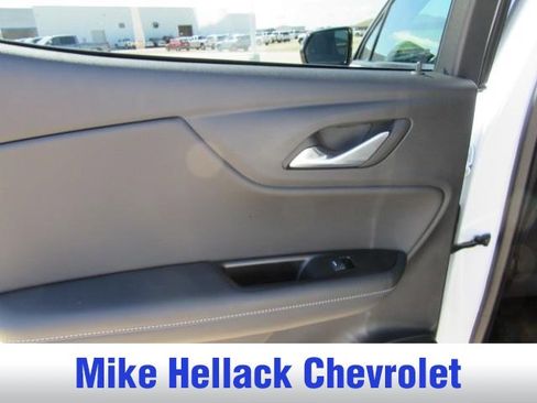 Used 2024 Chevrolet Blazer LT w/ LPO, Floor Liner Package FWD image 15