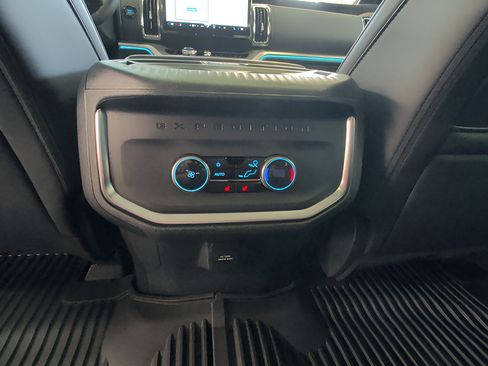 Used 2026 Ford Expedition Tremor AWD/4WD image 31