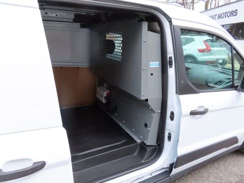 Used 2016 Ford Transit Connect XL image 16
