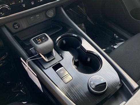 New 2026 Nissan Rogue S image 28