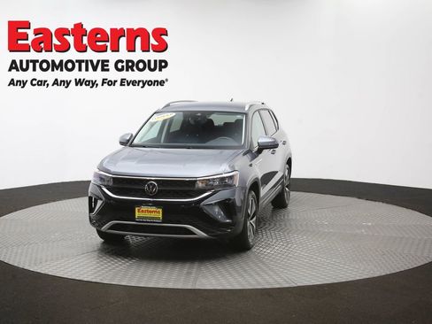 Used 2022 Volkswagen Taos SE FWD image 51