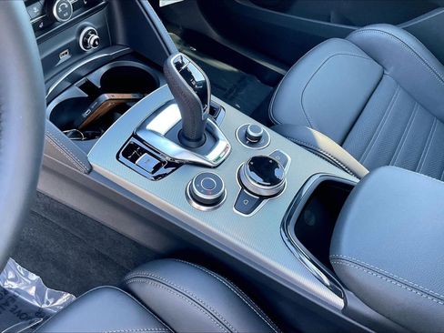 New 2025 Alfa Romeo Stelvio Sprint w/ Veloce Package image 8