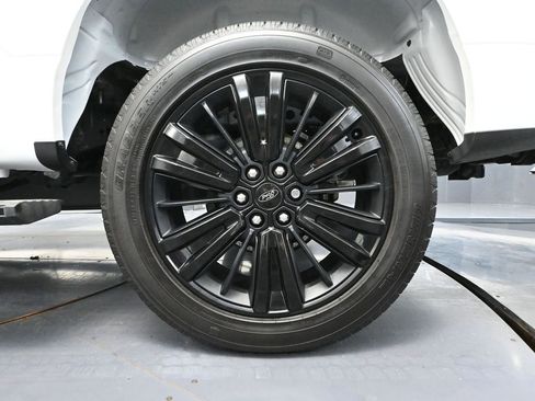 Used 2024 Ford F150 Platinum AWD/4WD image 14
